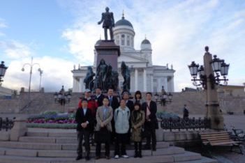 Higashikawan delegaatio tutustumassa Suomen koulutusjärjestelmään